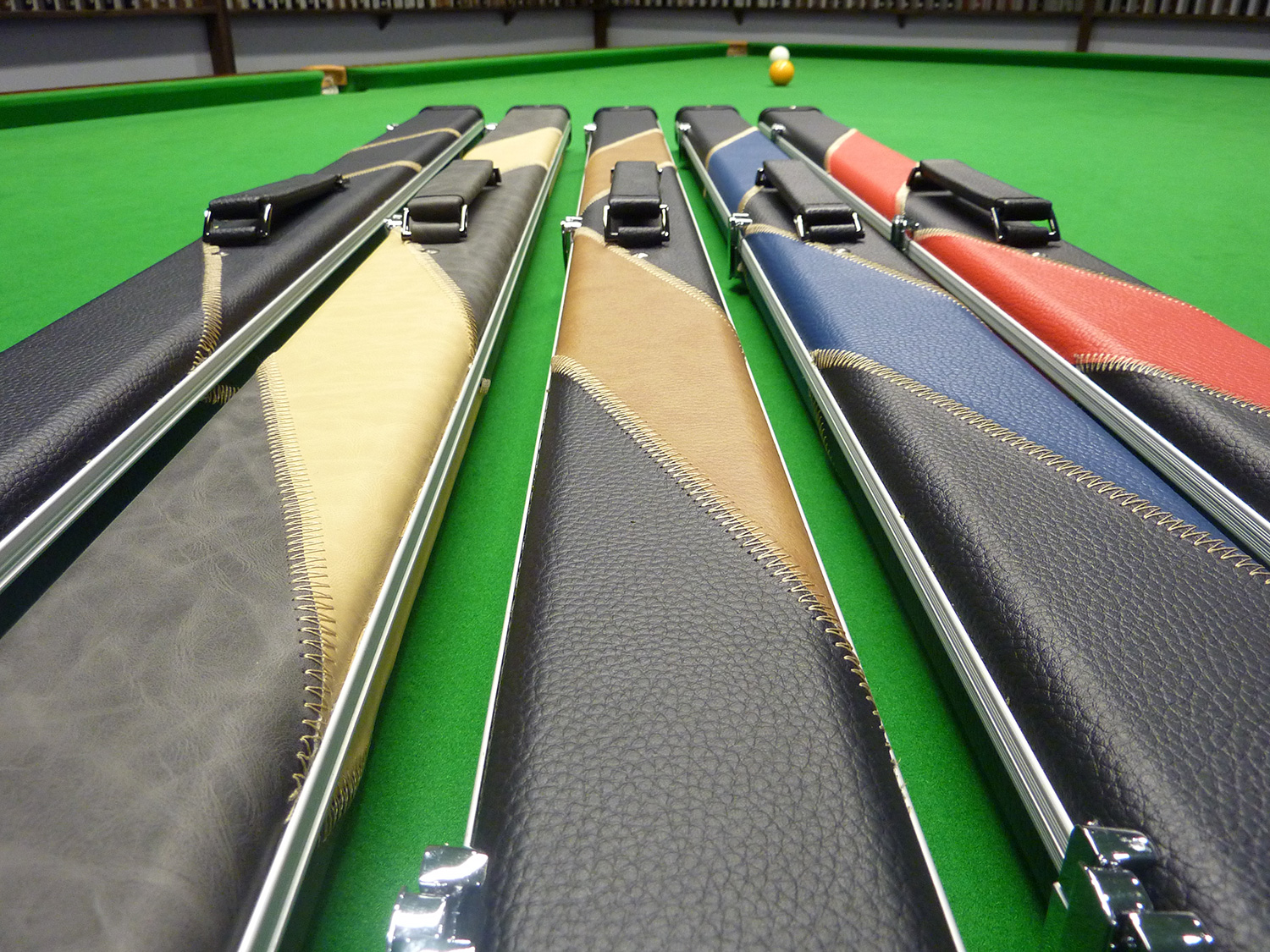 NEW QUALITY DELUXE ST ANDREW'S CROSS SNOOKER CUE CASE FOR 3/4 JOINTED CUE 