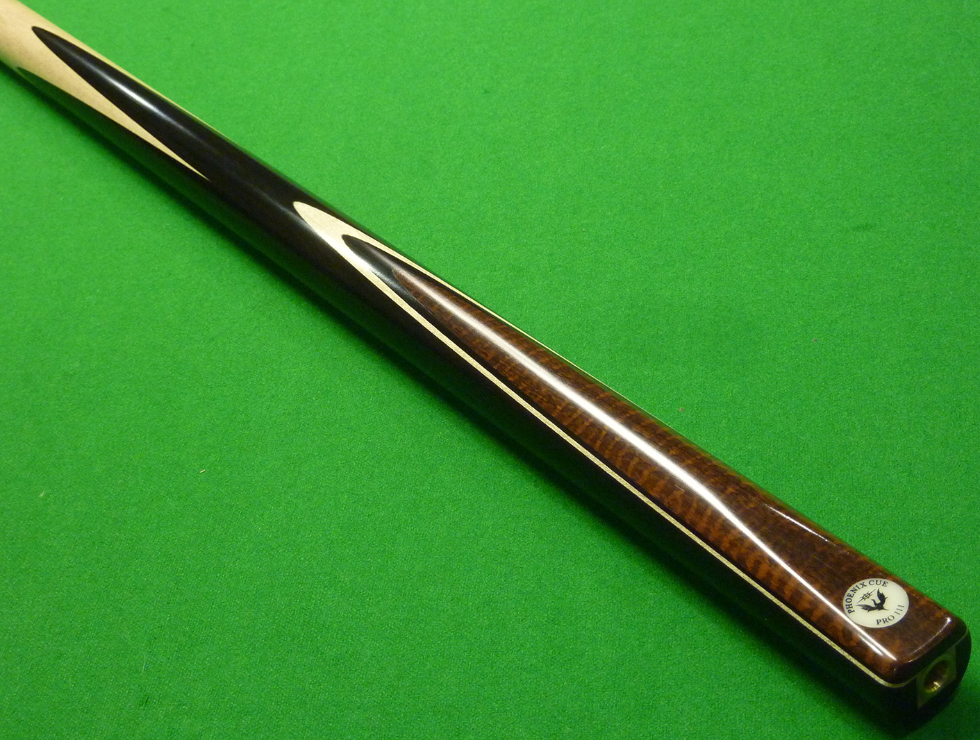 SOLD - 1pc Phoenix Pro Snooker Cue No.111