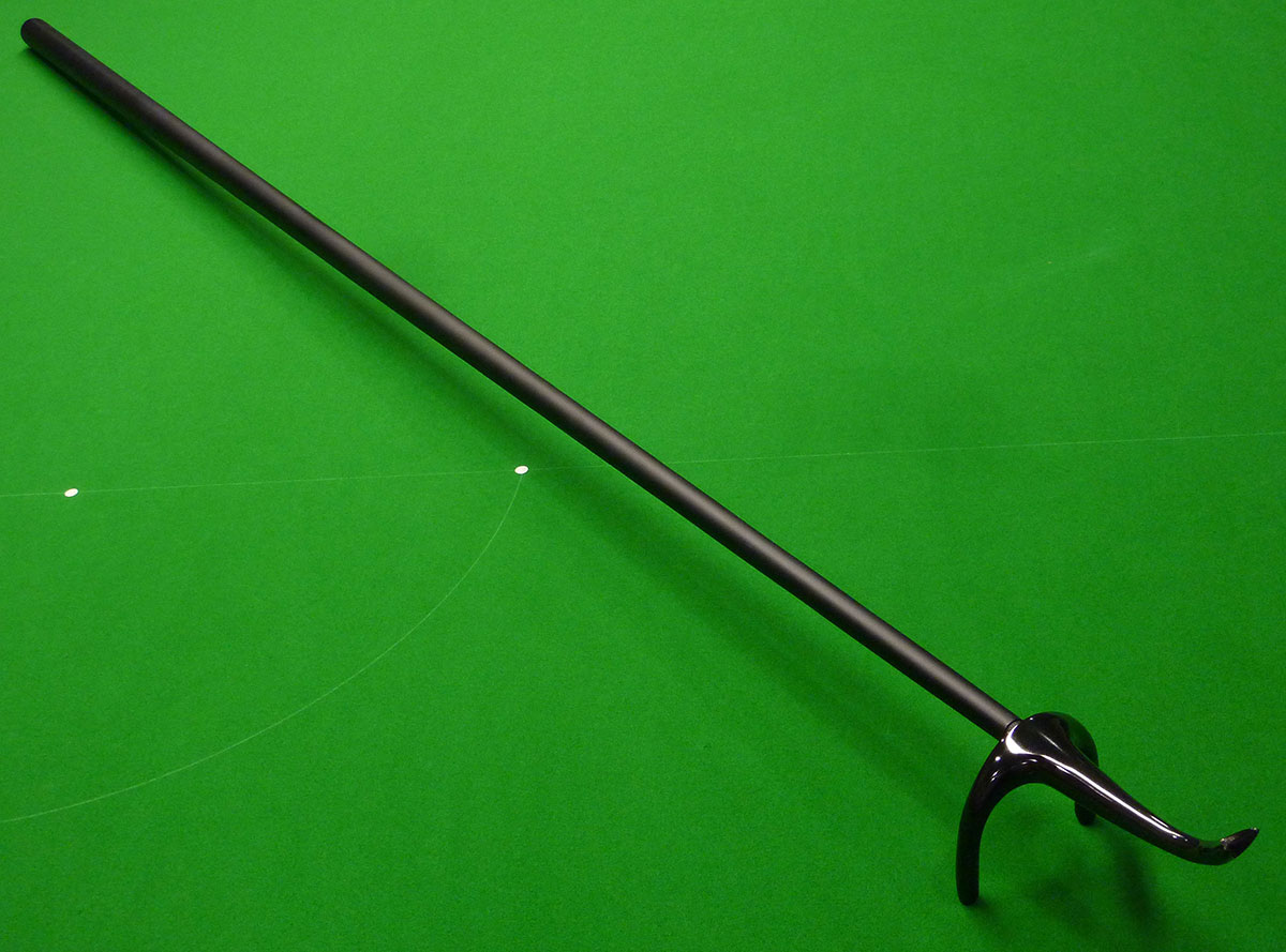 Black Chrome Swan Rest