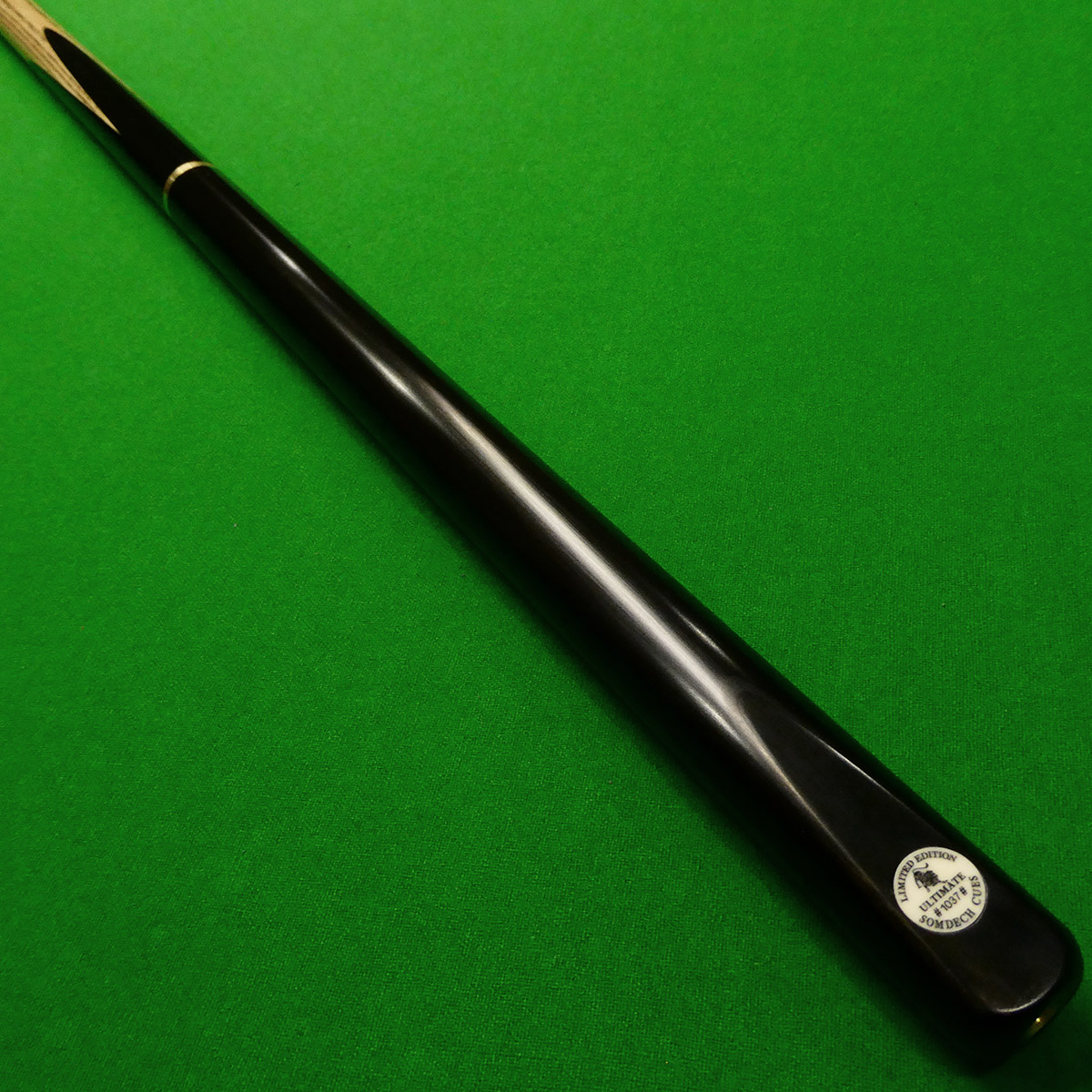 3/4 Somdech Ultimate Snooker cue No.1037