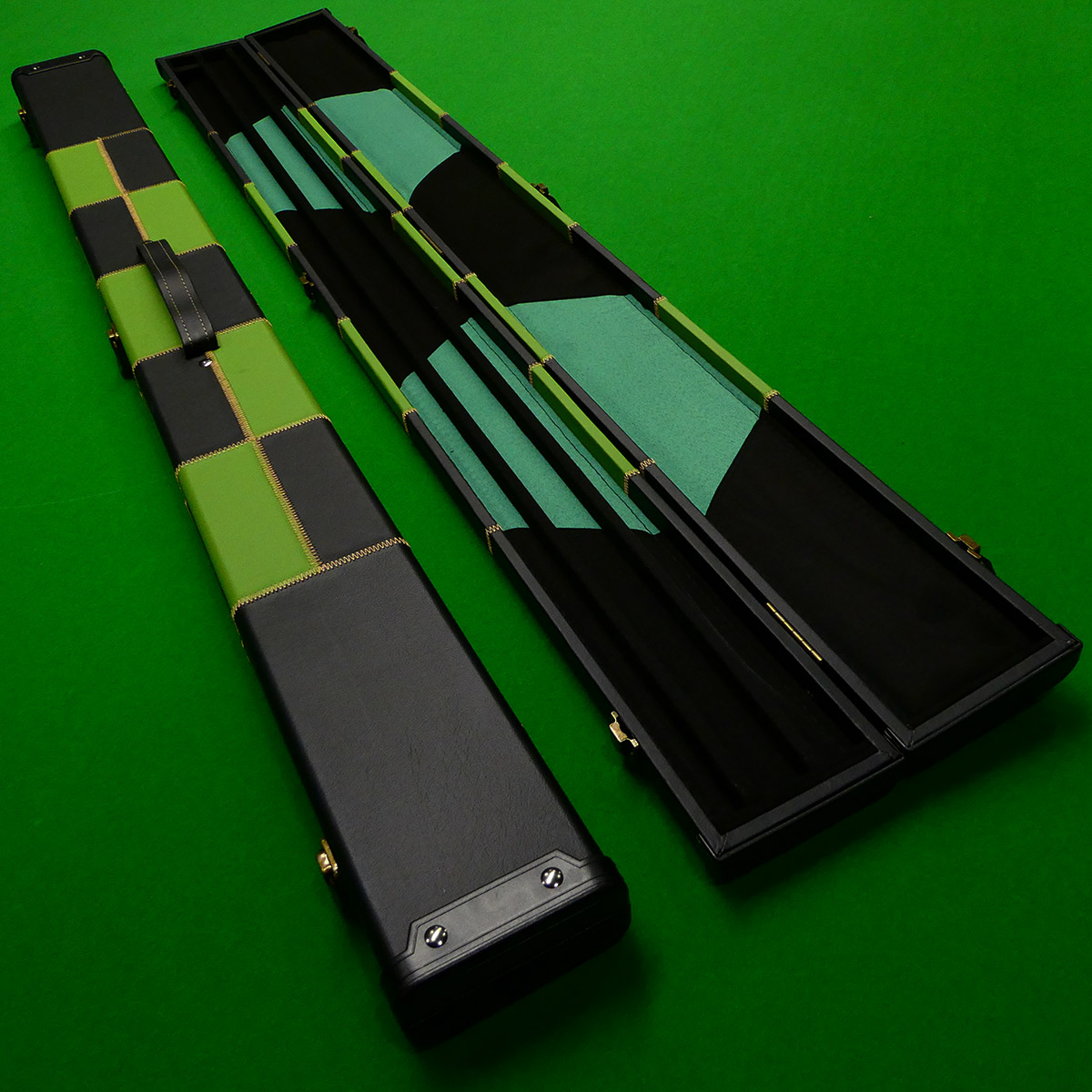 3/4 Wide cue case Black & Green (Holds 2 cues)